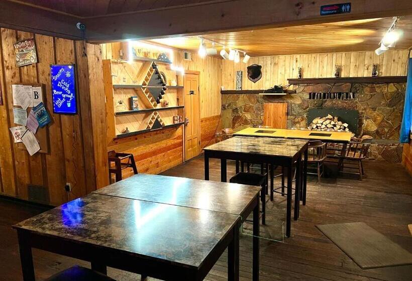 Triple G’s Resort   Geodome 4