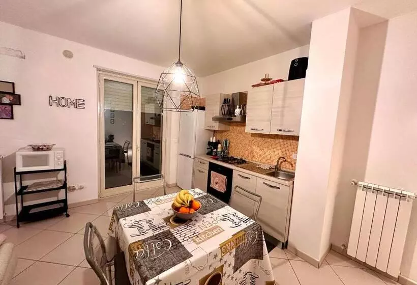 تختخواب و صبحانه Black Diamond Home