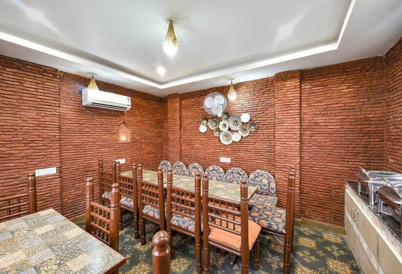 Fabhotel Nirvana Grand By Io