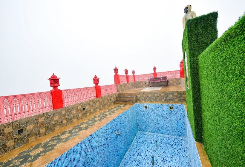 Fabhotel Nirvana Grand By Io