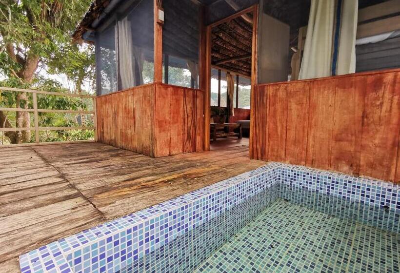 ホテル Amazing Lodge Perú