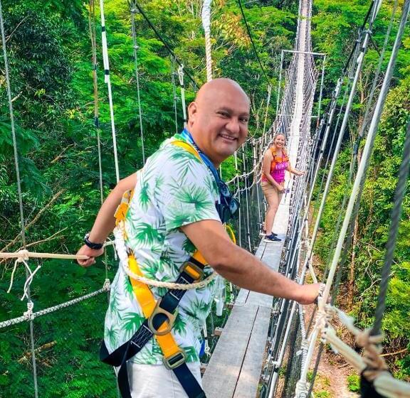 ホテル Amazing Lodge Perú