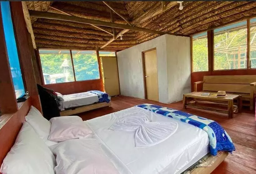ホテル Amazing Lodge Perú
