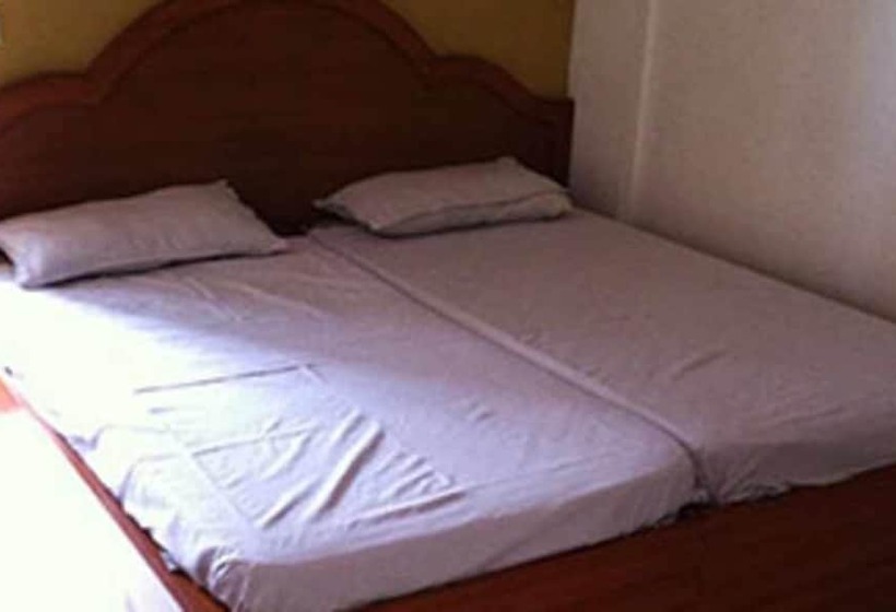 Hotel Jaya Bharathi Lodge