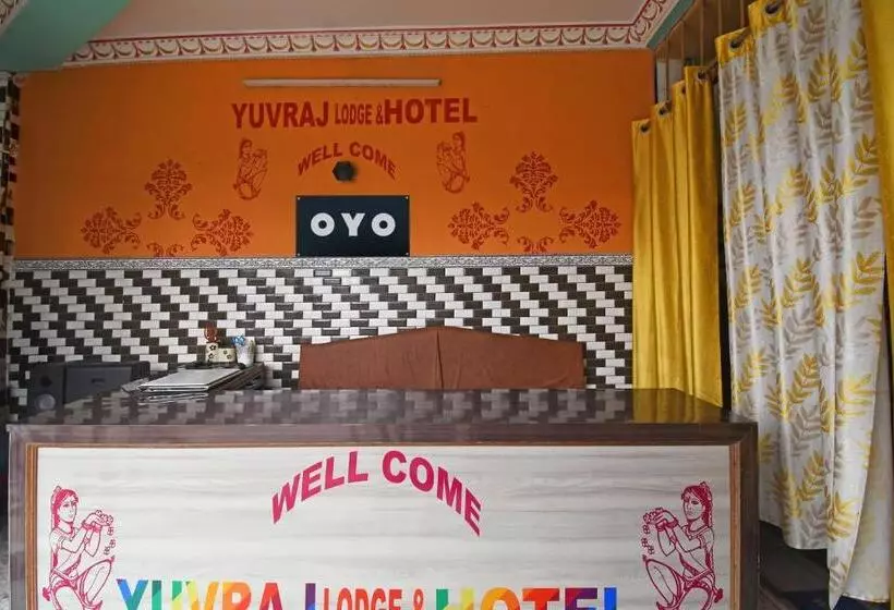ホテル Oyo Yuvraj Lodge And