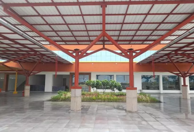 Hotelli The Grand Dharti