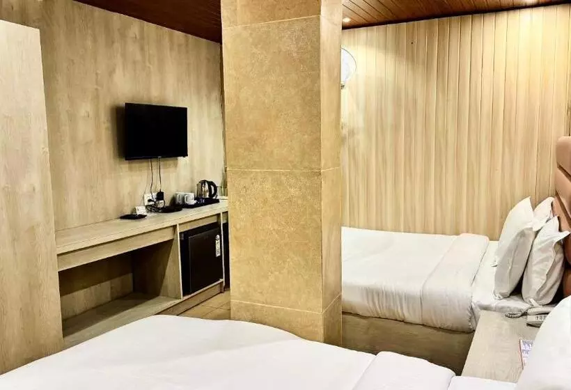 ホテル Wabi Sabi Stays Pride Inn