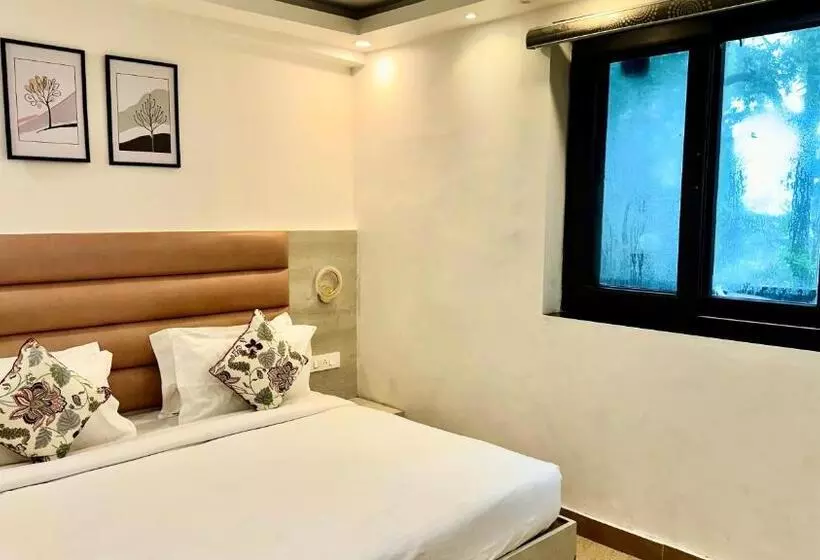 ホテル Wabi Sabi Stays Pride Inn