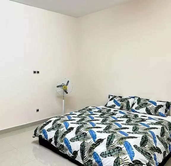ペンション Your Private Room In Cotonou Guesthouse