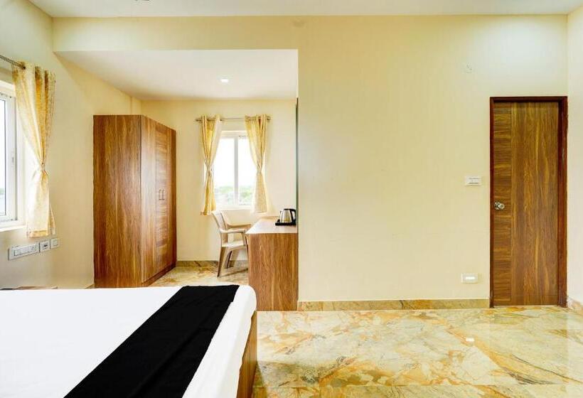 ペンション Super Hotel O Sriperambadhur Formerly Radha Residency