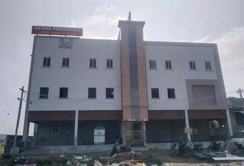 Majatalo Super Hotel O Sriperambadhur Formerly Radha Residency