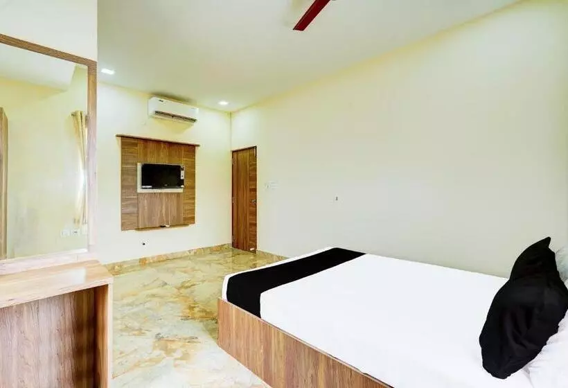 Majatalo Super Hotel O Sriperambadhur Formerly Radha Residency