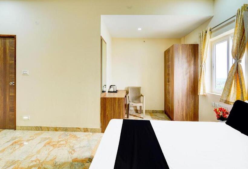 ペンション Super Hotel O Sriperambadhur Formerly Radha Residency