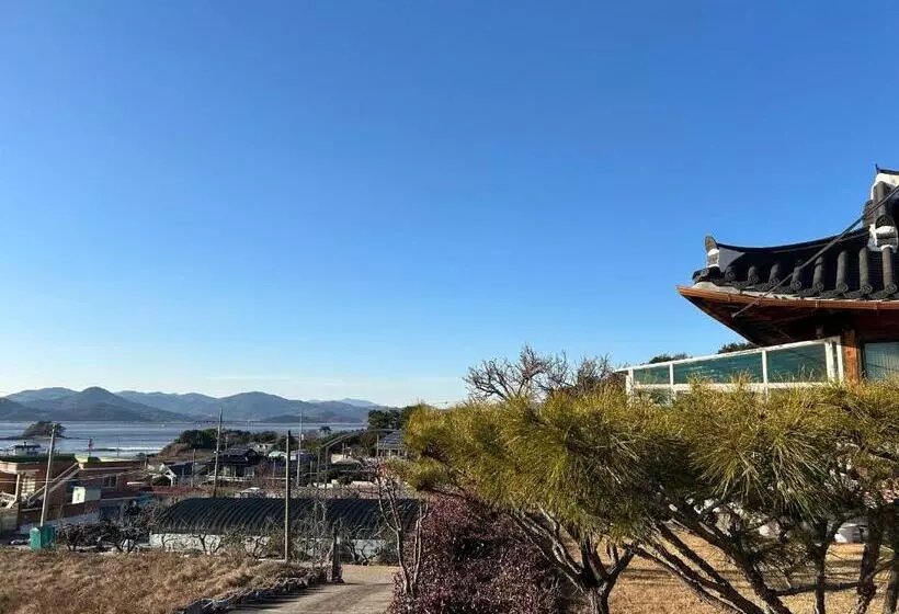 پانسیون Sunset Hanok Stay