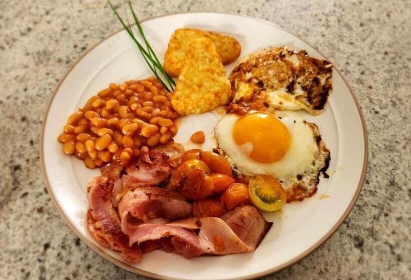 Ribbonwood Bed & Breakfast, Emu Park Qld