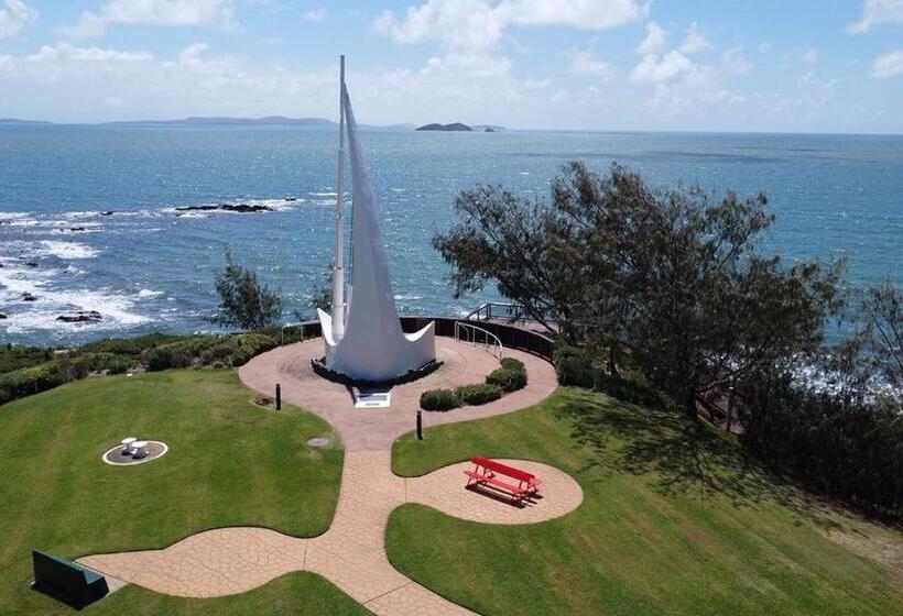 Ribbonwood Bed & Breakfast, Emu Park Qld