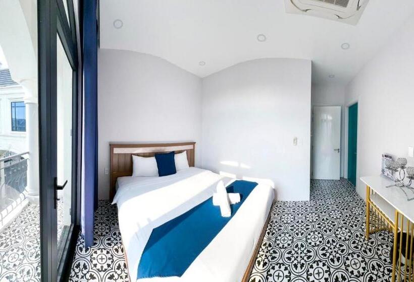 Beach Hotel Grand World