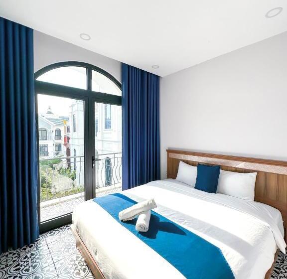 Beach Hotel Grand World