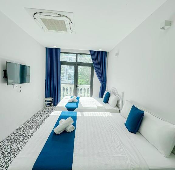 Beach Hotel Grand World