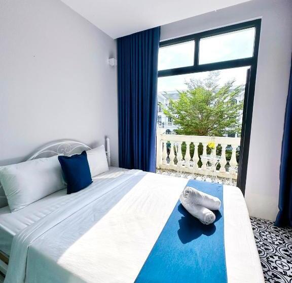 Beach Hotel Grand World