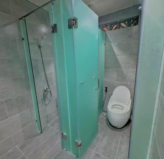 تختخواب و صبحانه Barland Villa