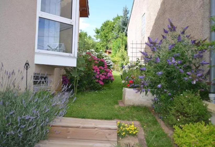 Aamiaismajoitus (B&B) Chambre D Hôtes Plesnois