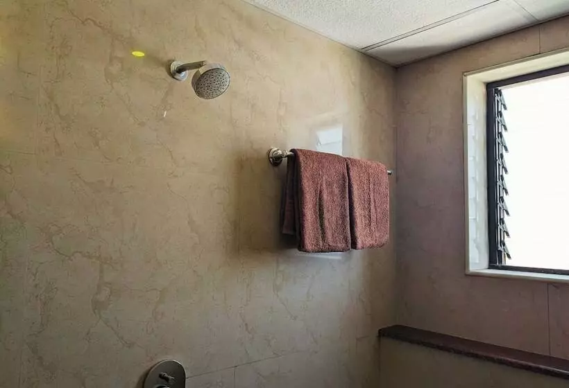 Hotelli Prakash Residency With Ev Station