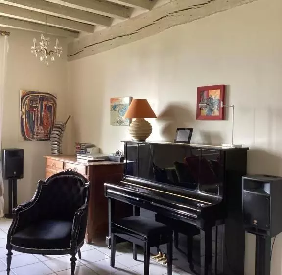ペンション Chambres Hôtes Avec Piscine