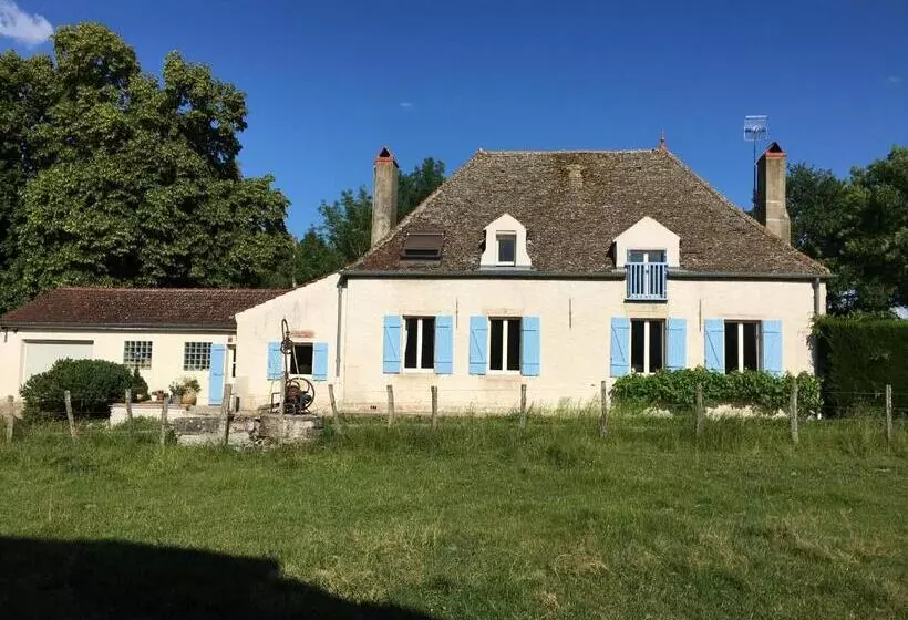 ペンション Chambres Hôtes Avec Piscine