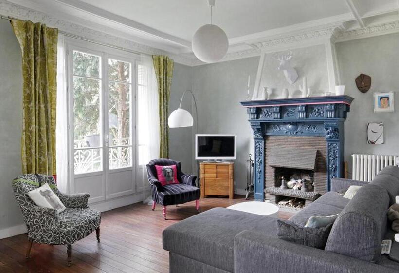 پانسیون Maison De Charme Avec Piscine Proche De Sites Olympiques