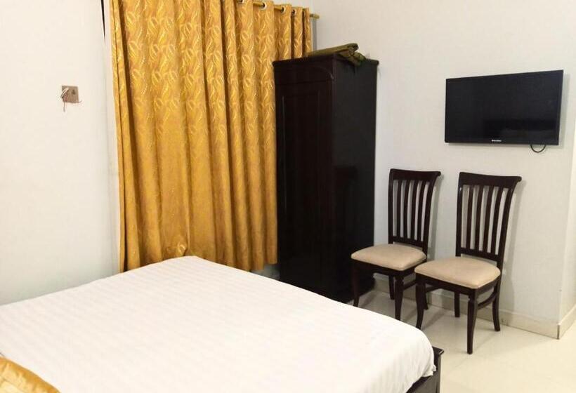 پانسیون Second Home Guest House Near Agha Khan Hospital , Airport, Ghulshan E Jamal Karachi