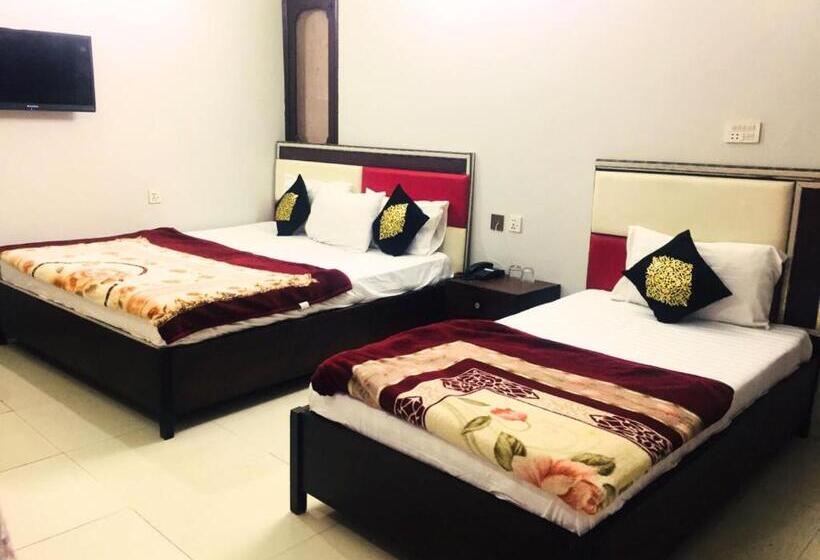 پانسیون Second Home Guest House Near Agha Khan Hospital , Airport, Ghulshan E Jamal Karachi