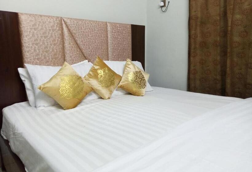 پانسیون Second Home Guest House Near Agha Khan Hospital , Airport, Ghulshan E Jamal Karachi