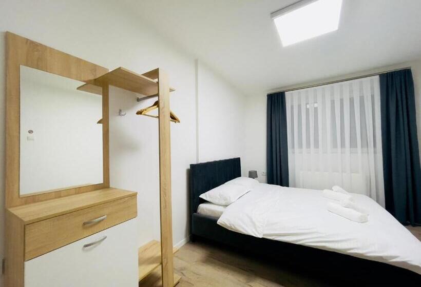 پانسیون Pristinanest