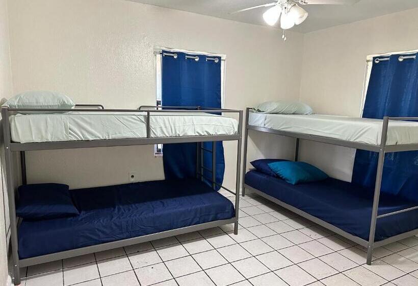 ユースホステル Hospedaje North Miami