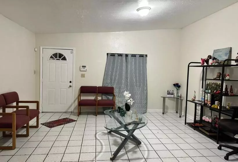 هاستل Hospedaje North Miami