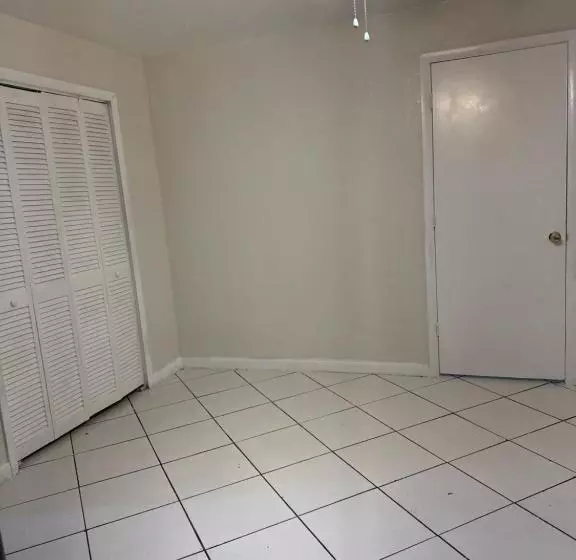 هاستل Hospedaje North Miami