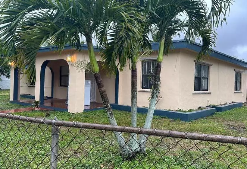 هاستل Hospedaje North Miami