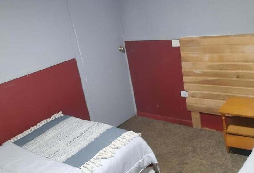 هاستل Hostal Nuria