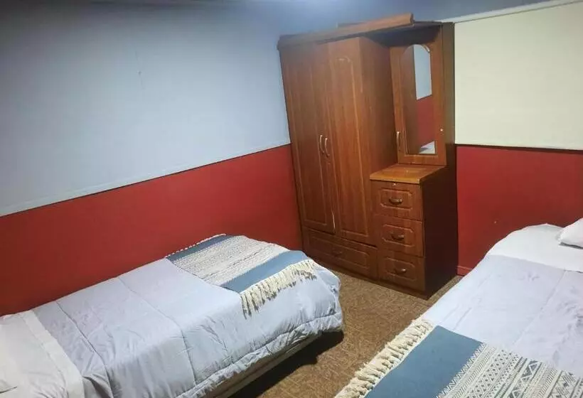 هاستل Hostal Nuria