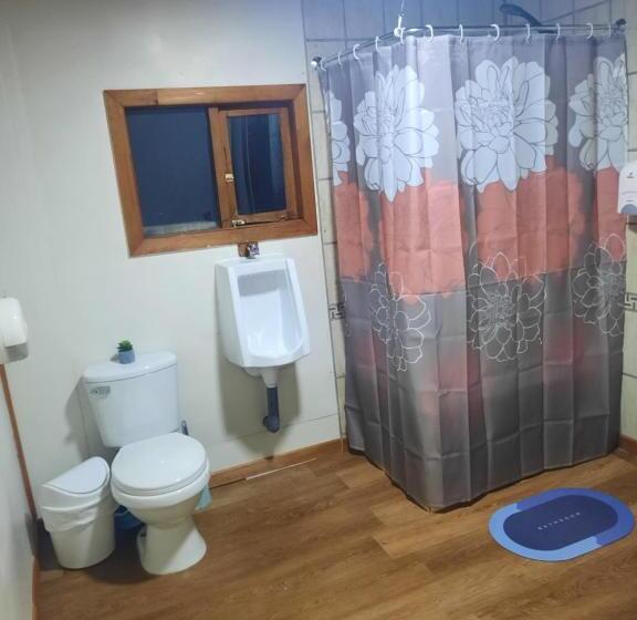 هاستل Hostal Nuria