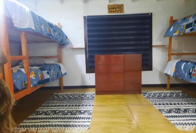 هاستل Hostal Nuria