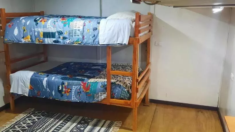هاستل Hostal Nuria