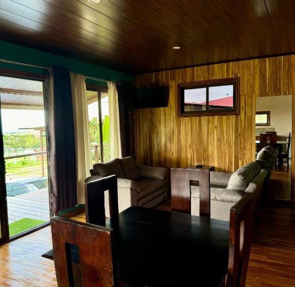 مبيت وإفطار Almore