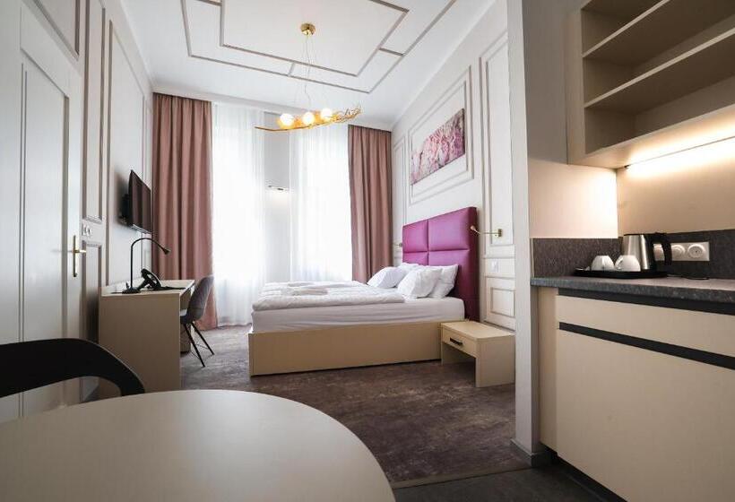 Boutique Hotel Ambiente +