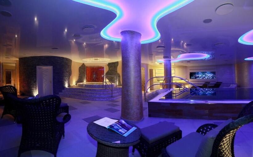 Boutique Hotel Ambiente +