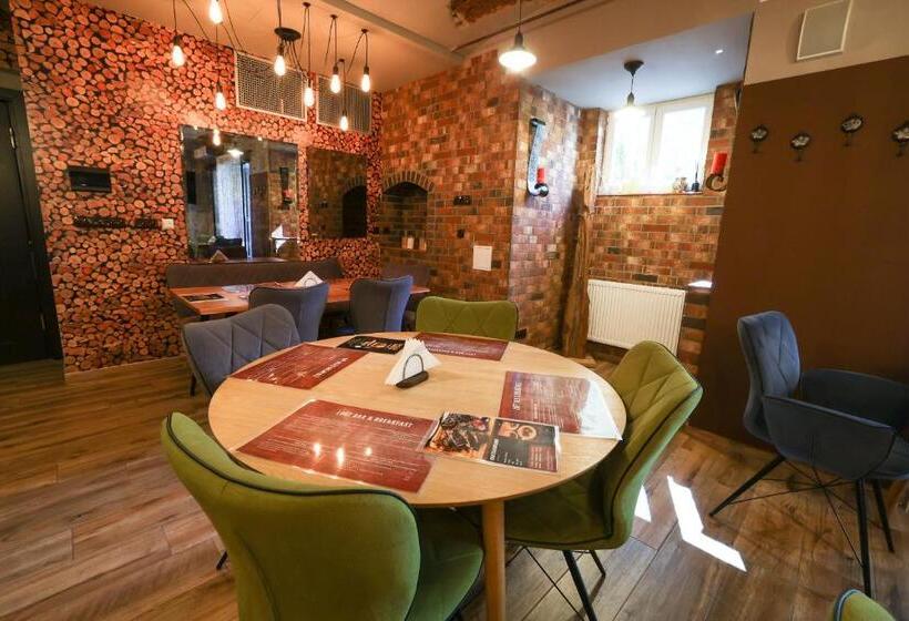 Boutique Hotel Ambiente +