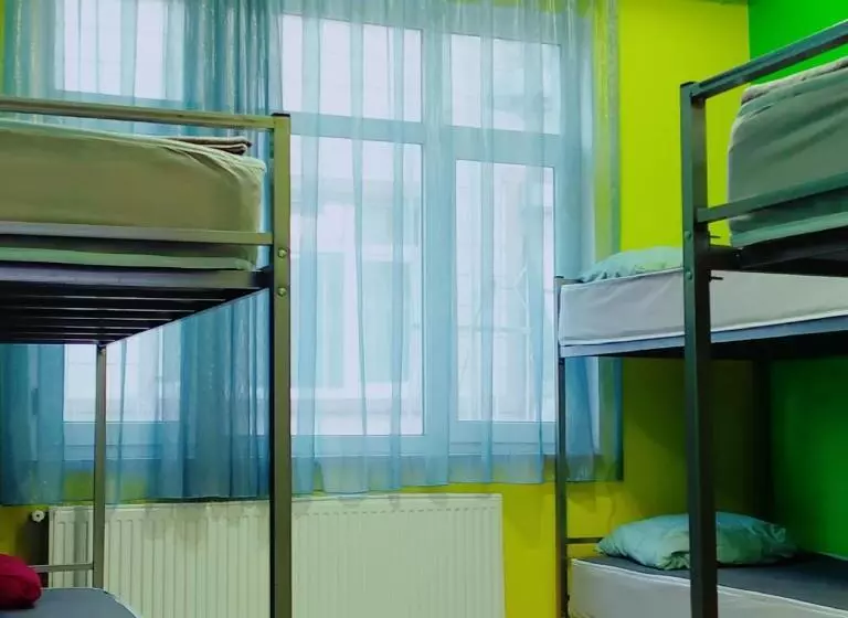 Eroz Hostel Old City