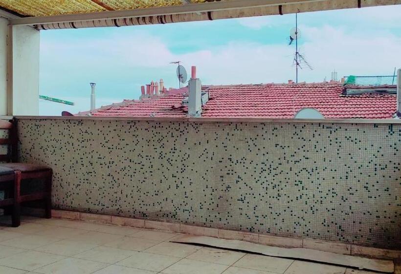 Eroz Hostel Old City