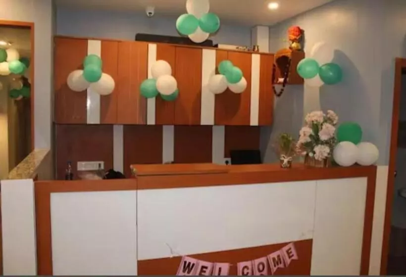 Hotel Flora